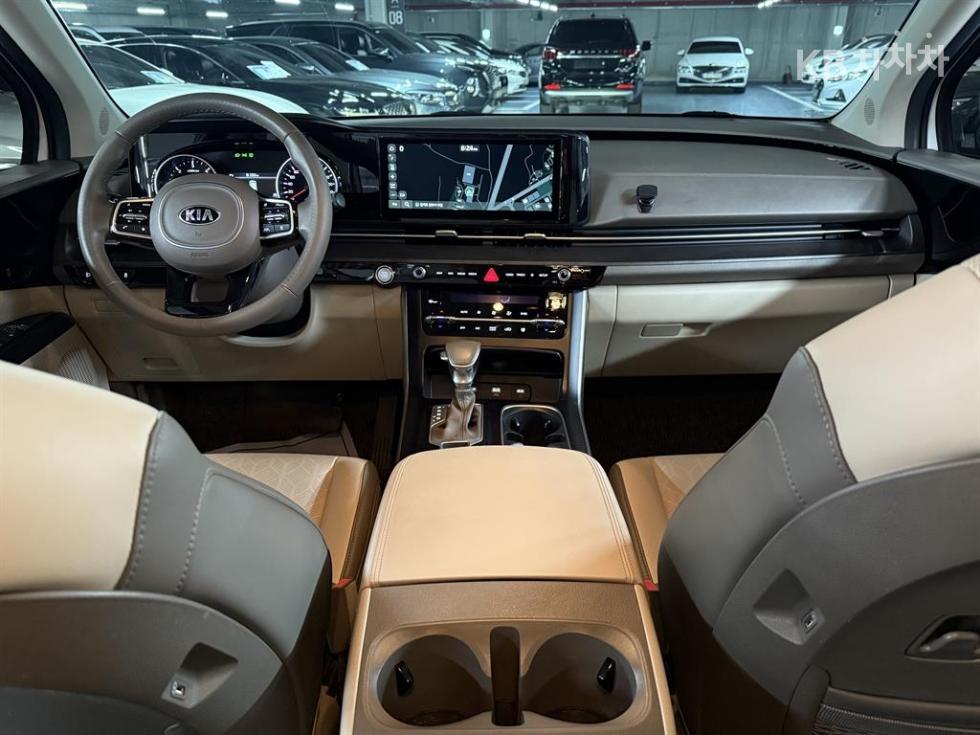 2021 - kia carnival