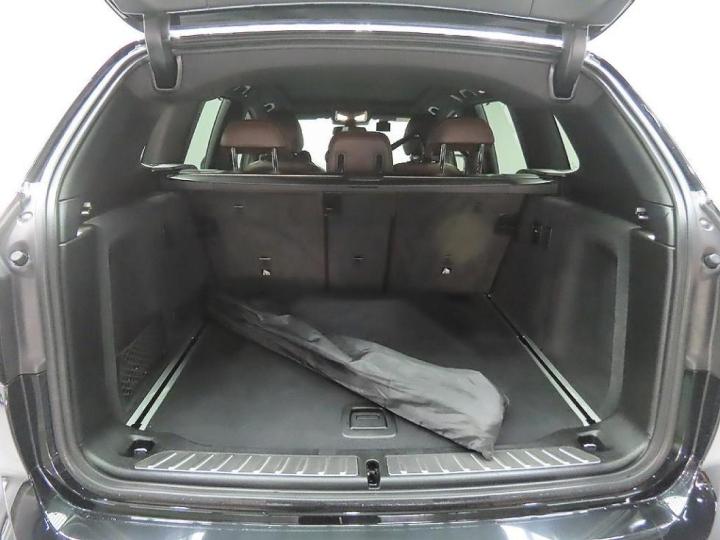 BMW M4 M40i - фото 8