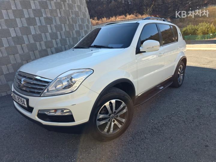 KG Mobility (Ssangyong) Rexton W 4WD RX7 Luxury 2