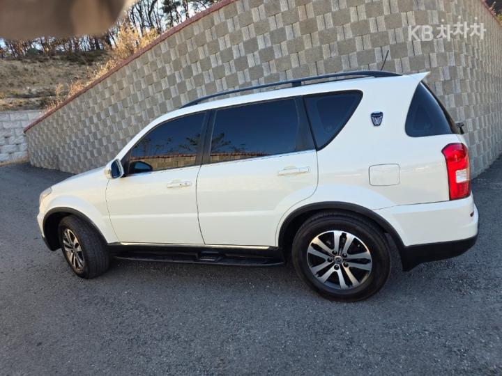 KG Mobility (Ssangyong) Rexton W 4WD RX7 Luxury 4