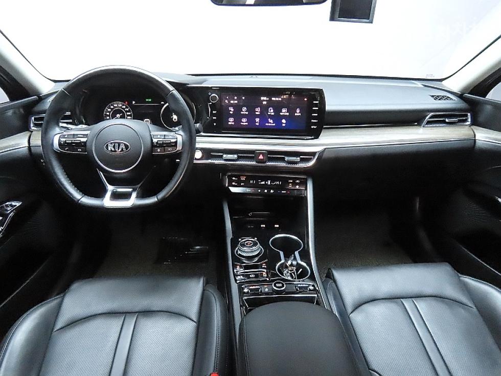 2020 - kia k5