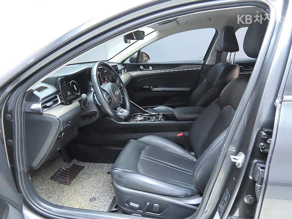 2020 - kia k5