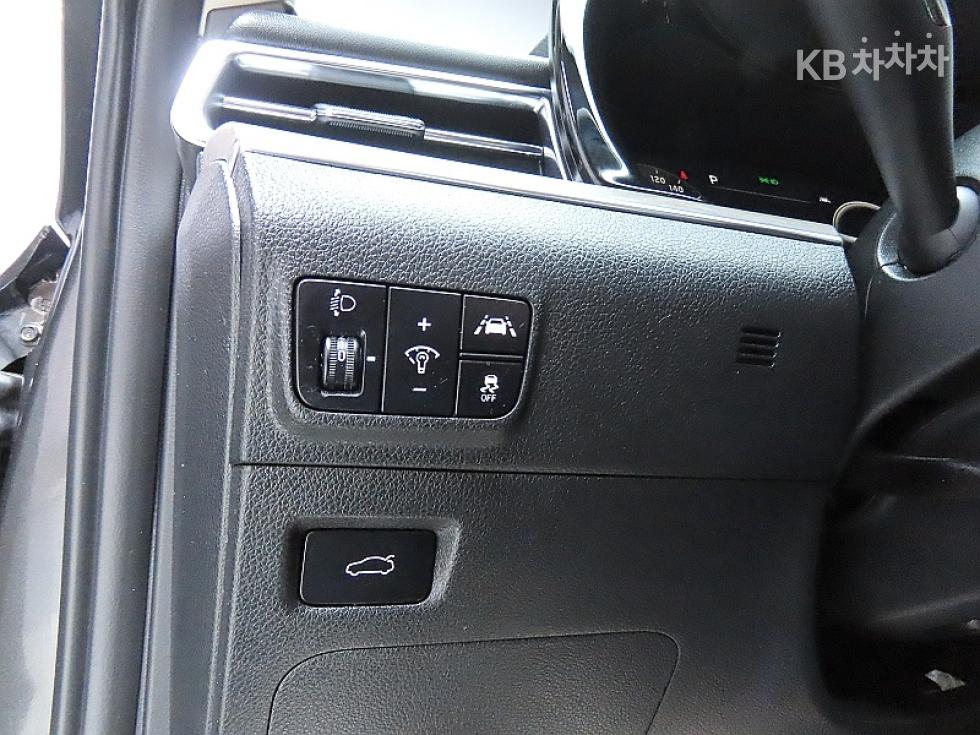 2020 - kia k5