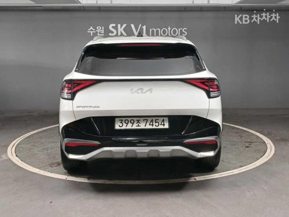 2023 - kia sportage