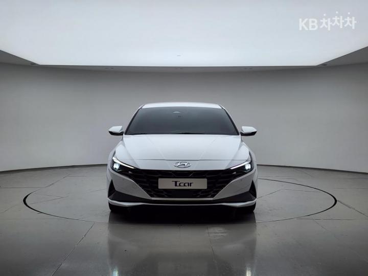 Hyundai Avante 1.6 Gasoline Inspiration - фото 2