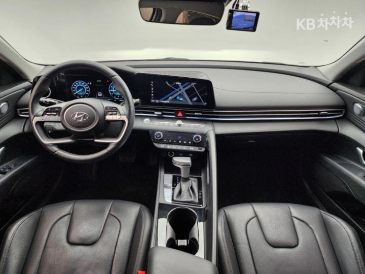 Hyundai Avante 1.6 Gasoline Inspiration - фото 17