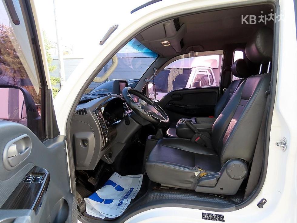 2012 - kia bongo iii