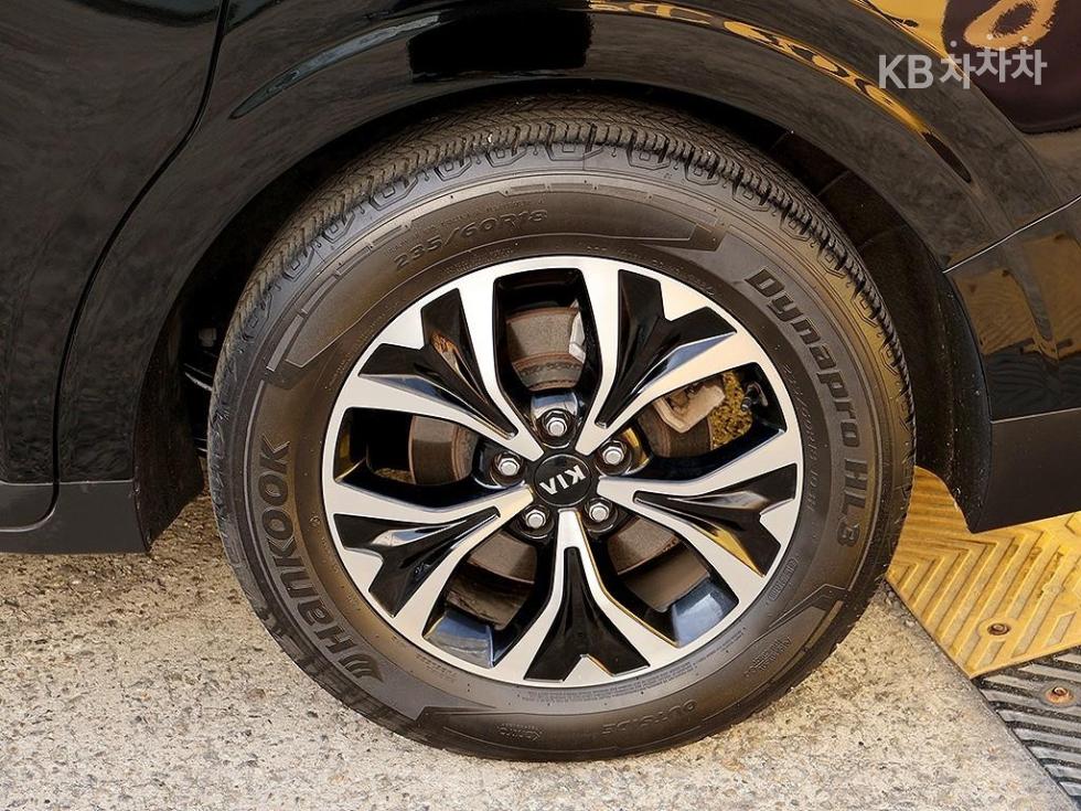 2021 - kia carnival