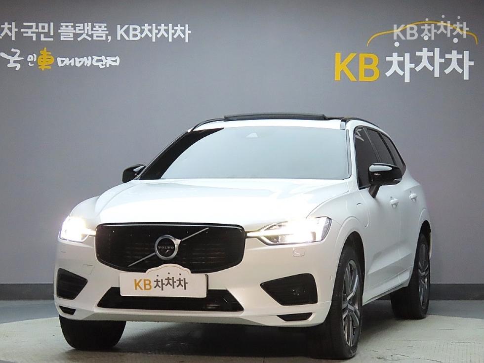 Volvo XC60 2세대 T8 R-Design - фото 1