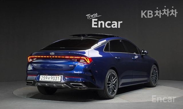 2020 - kia k5