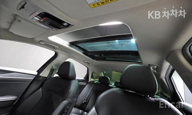2020 - kia k5