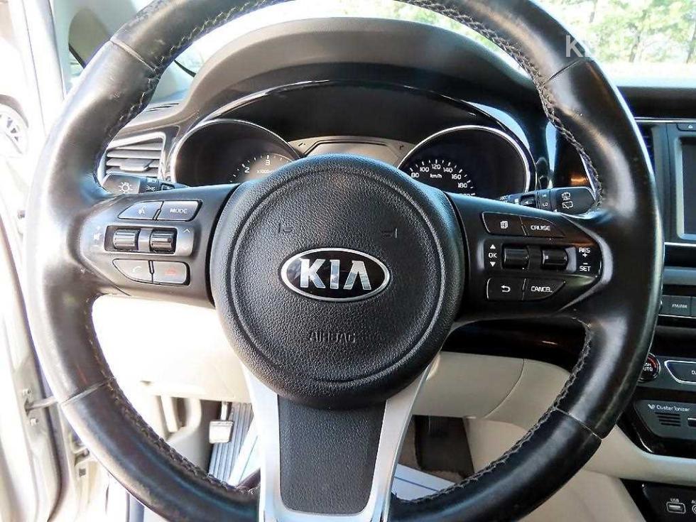 2016 - kia carnival