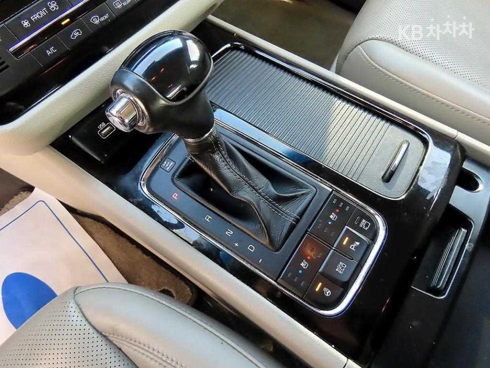 2016 - kia carnival