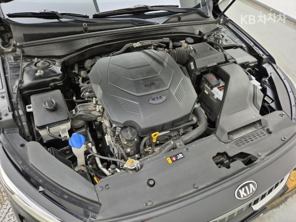 2020 - kia k7