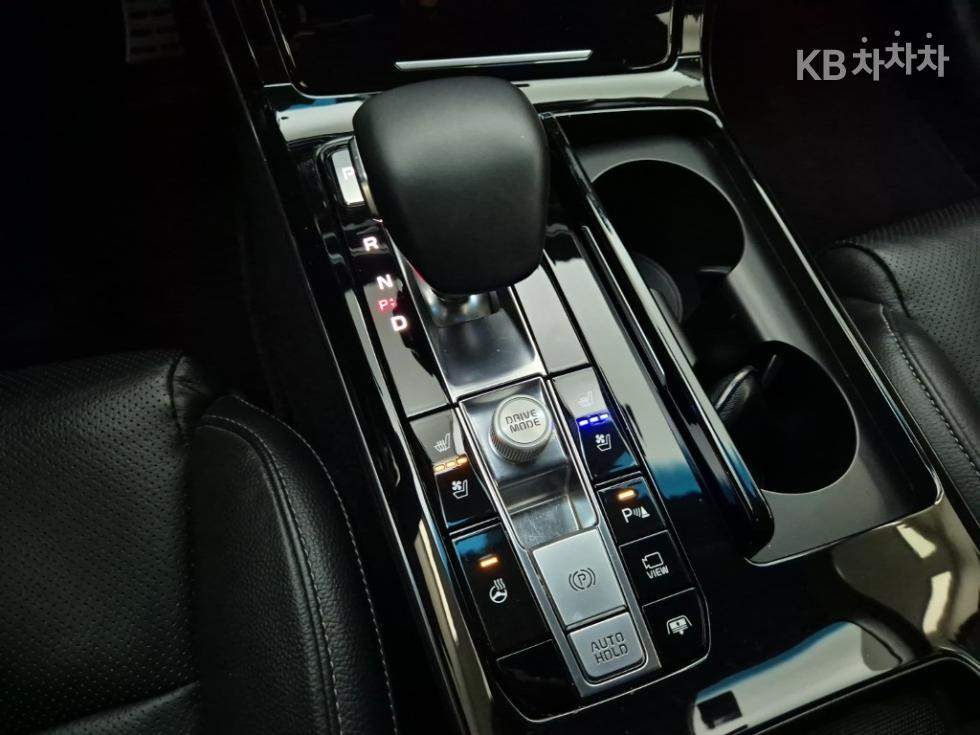 2020 - kia k7
