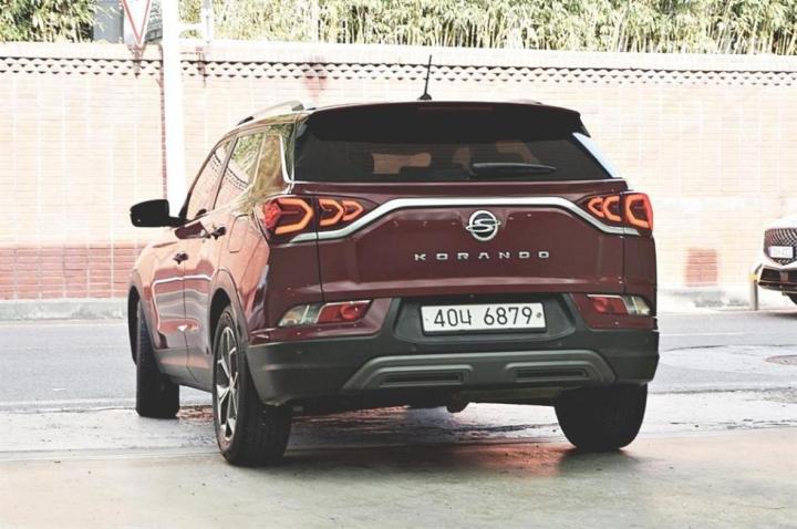 KG Mobility (Ssangyong) Korando Beautiful 1.6 Diesel 2WD Delight Plus 5