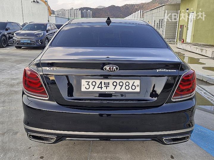 Kia K9 The 3.8 GDI AWD Platinum Ⅰ 5
