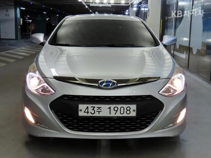 Hyundai Sonata Hybrid 2.0 Modern 3