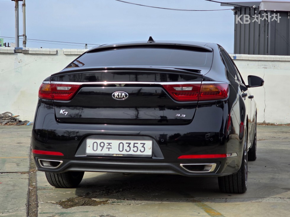 2017 - kia k7