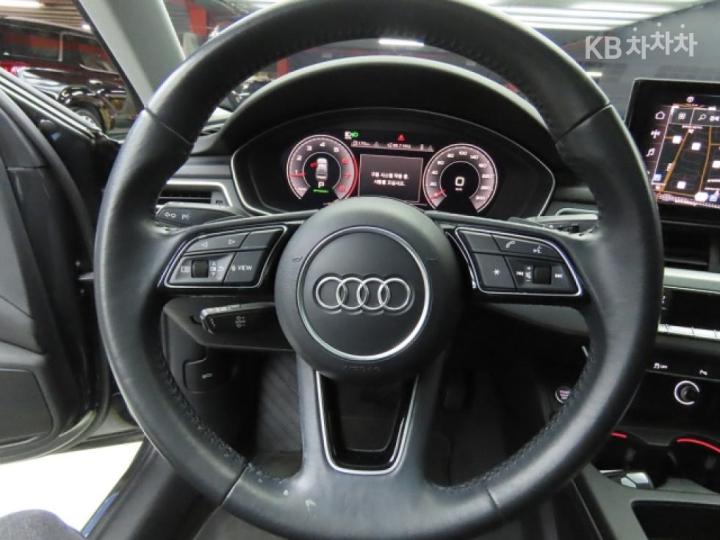 Audi A4 B9 40 TFSI Premium 9