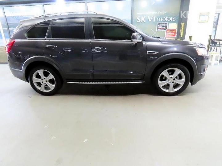 Chevrolet Captiva 4WD LTZ 4