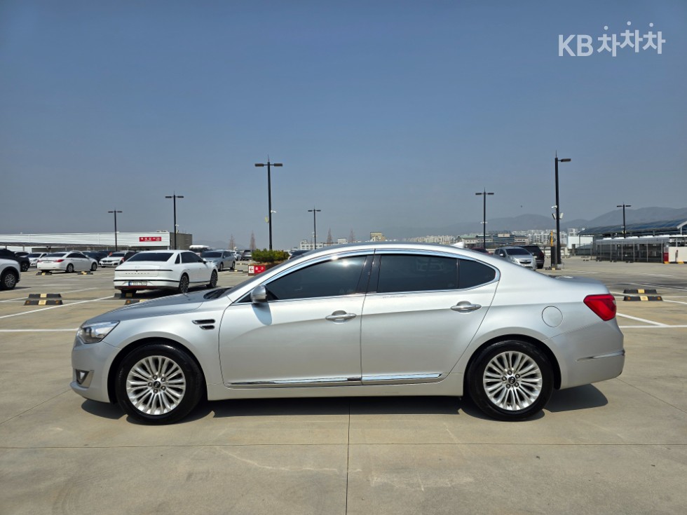 2013 - kia k7