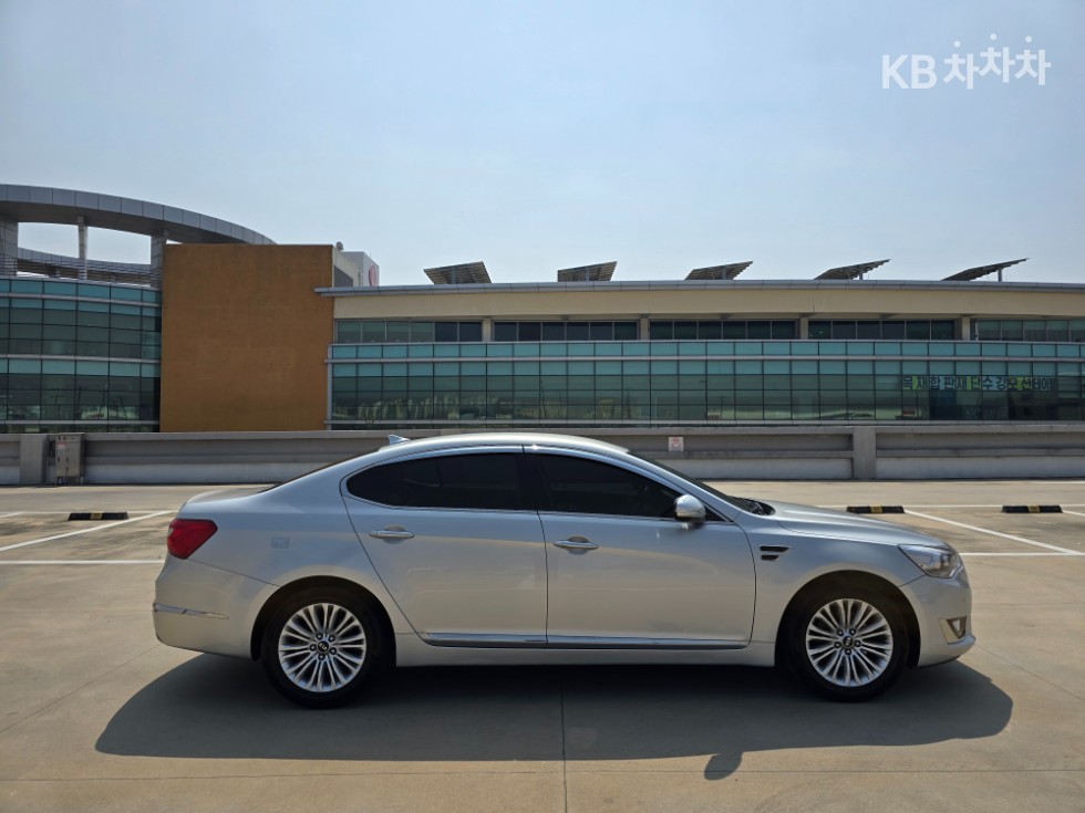 2013 - kia k7