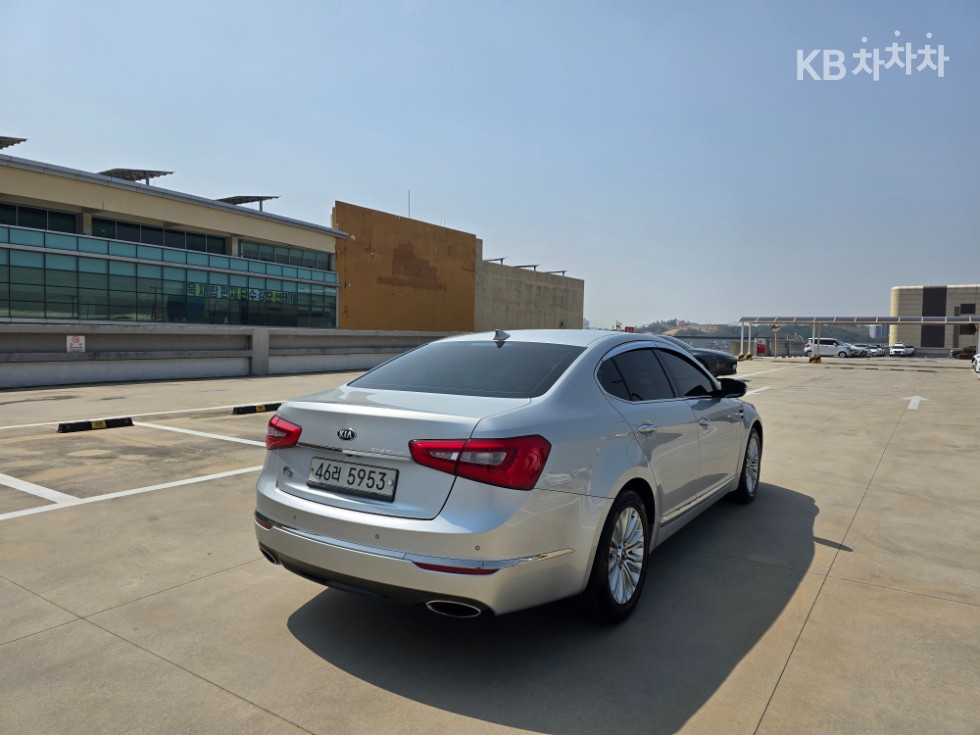 2013 - kia k7