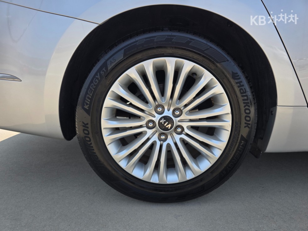 2013 - kia k7