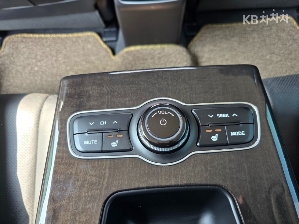2013 - kia k7