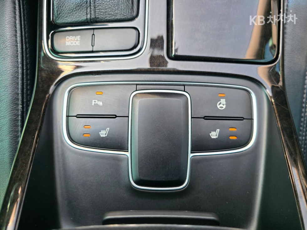 2013 - kia k7