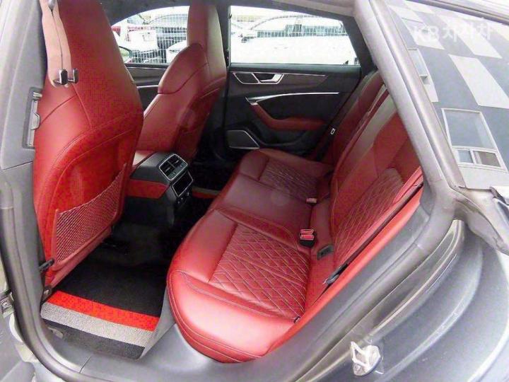 Audi S7 4K 3.0 TDI Quattro Base Type 7