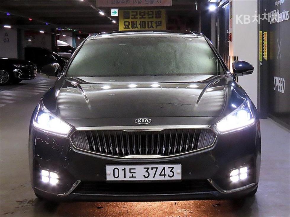 2017 - kia k7