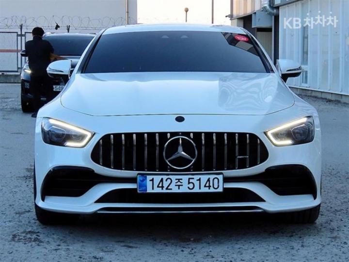 Mercedes-Benz AMG GT C192 43 4MATIC+ Base Type