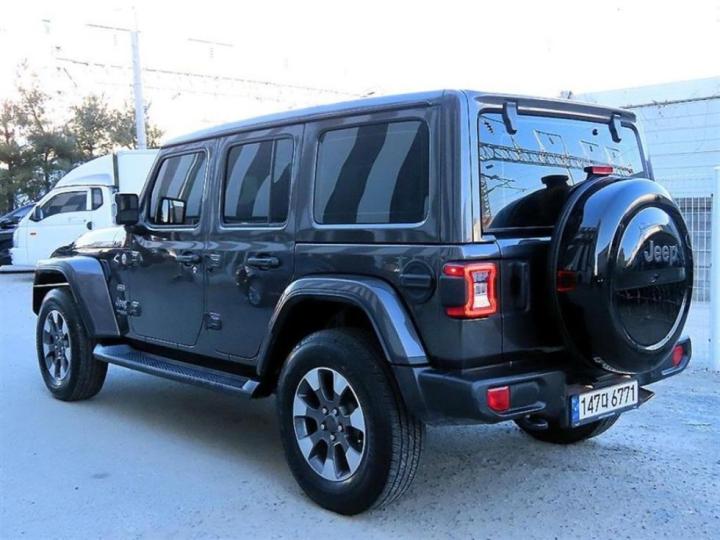 Jeep Wrangler JL 2.0 Overland 4 Duo Power Top Base Type — фото 3