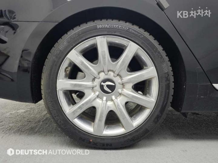 Hyundai Equus New VS500 Prestige 6