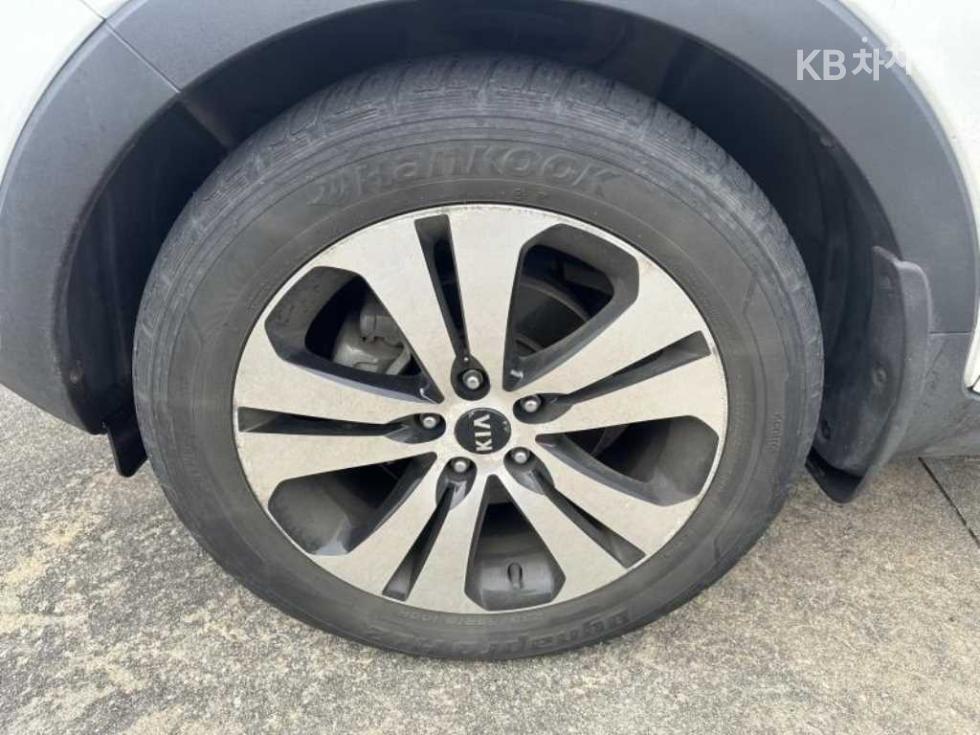 2012 - kia sportage