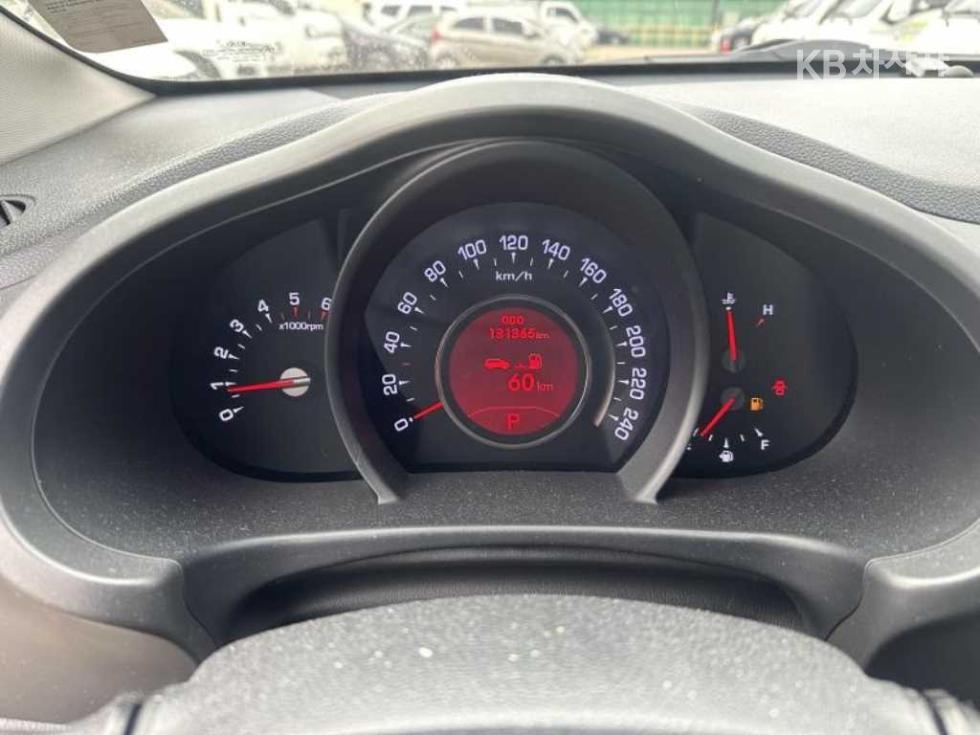 2012 - kia sportage
