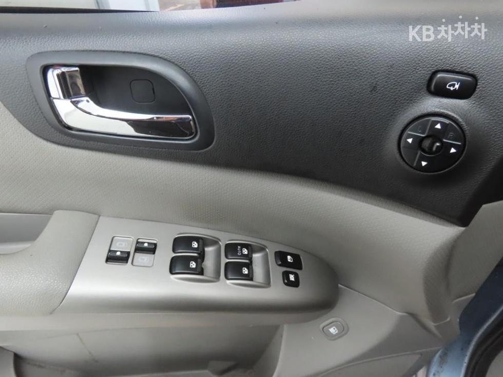 2013 - kia carnival