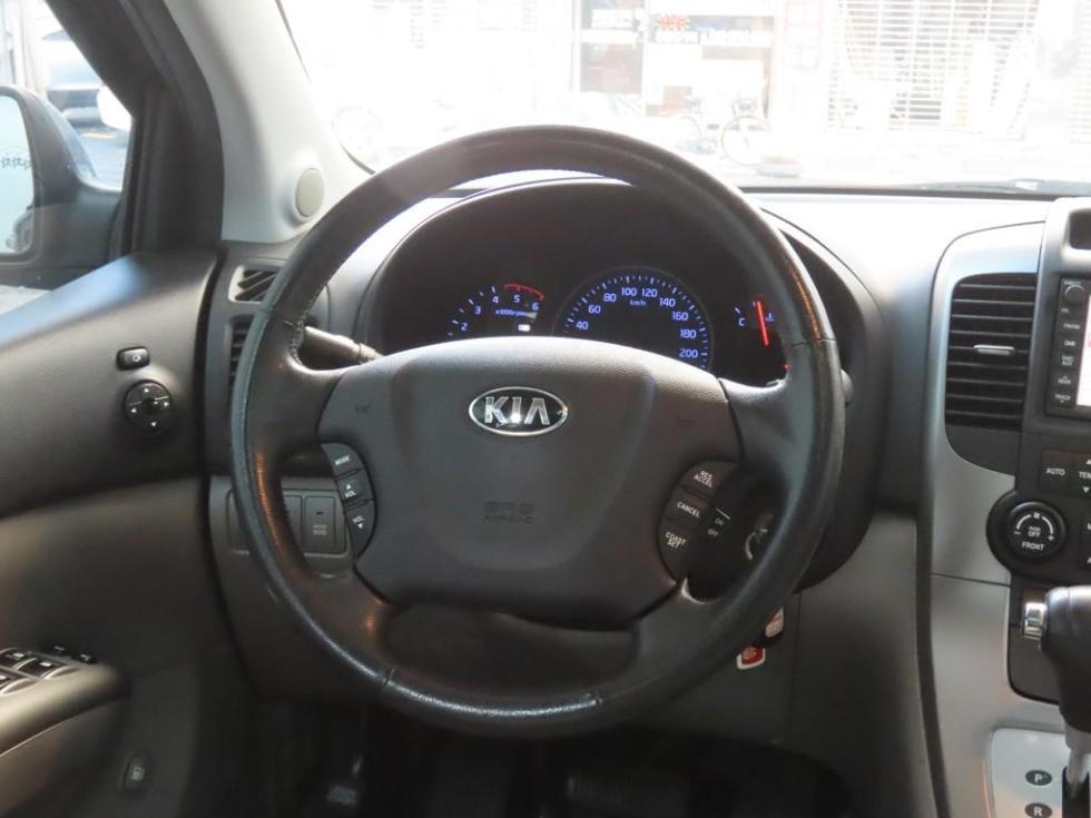 2013 - kia carnival
