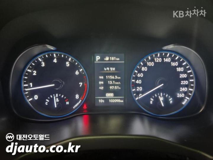 Hyundai Kona 1.6 Turbo Premium 8