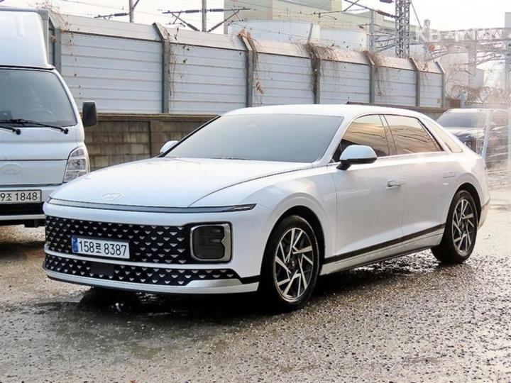Hyundai Grandeur The 3.5 LPG Premium 3