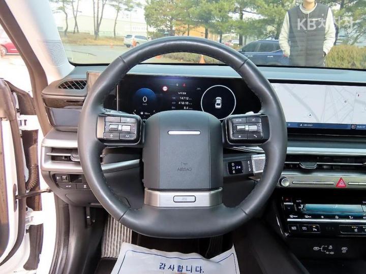 Hyundai Grandeur The 3.5 LPG Premium 9