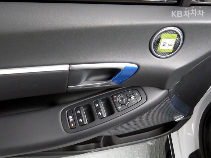 Hyundai Sonata 2.0 HEV S - фото 17