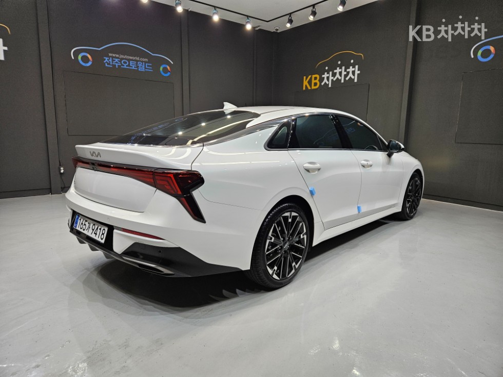 2025 - kia k5
