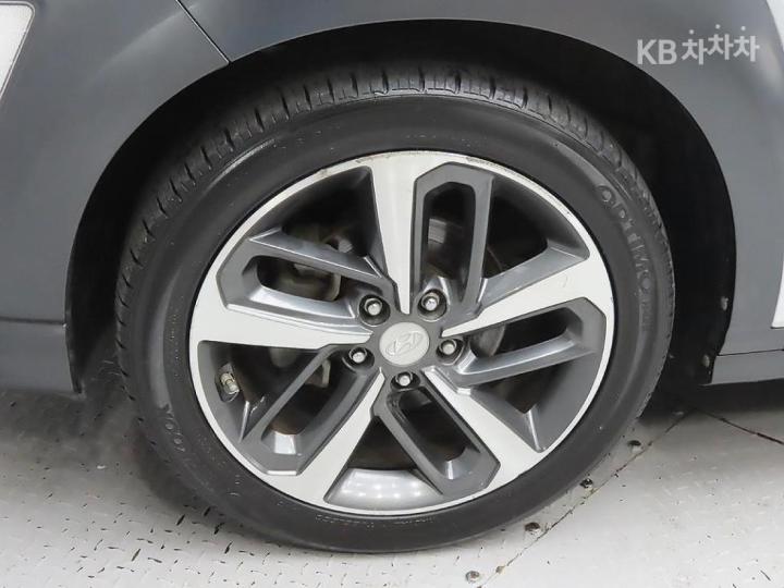 Hyundai Kona Diesel 1.6 Modern Art 6