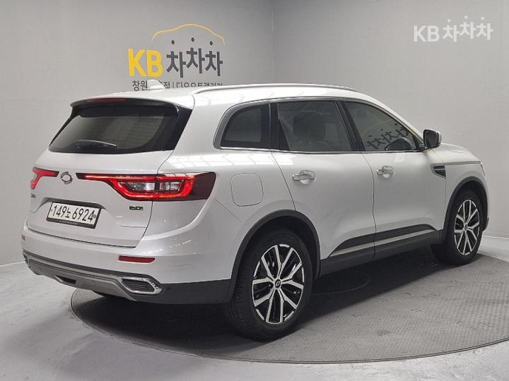 Renault QM6 2.0 LPe 2WD RE Signature 5