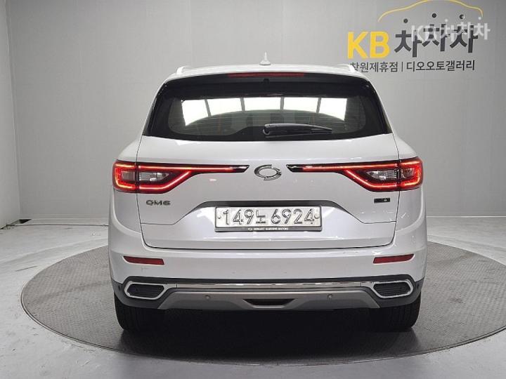 Renault QM6 2.0 LPe 2WD RE Signature 6