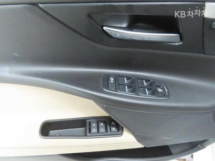 Jaguar XE 2.0 Diesel 4WD Prestiage 10