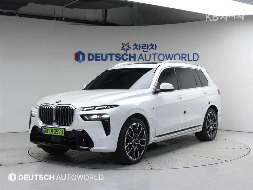 BMW X7(G07) xDrive 40i M Sport - фото 1